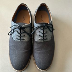 Men’s dress shoes